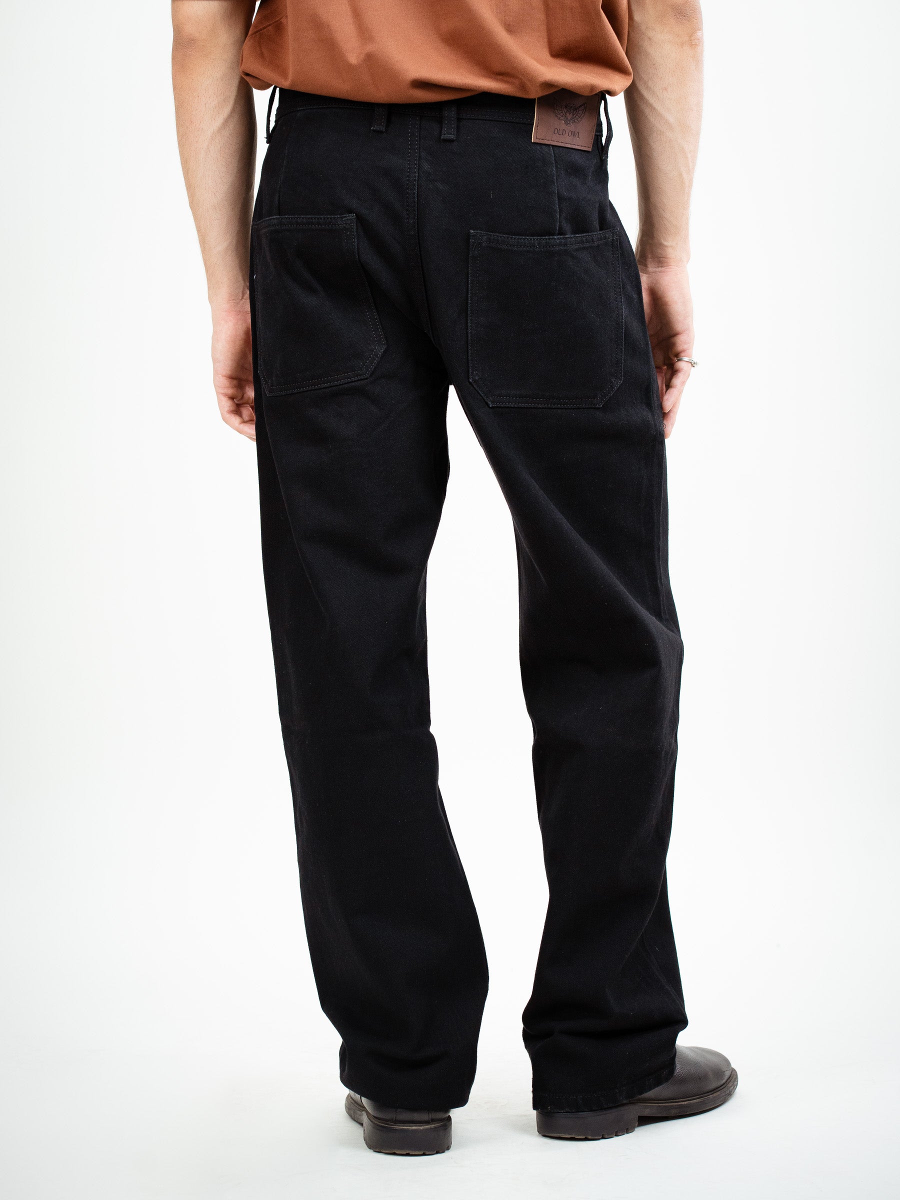 BLACK LOOSE FIT JEANS WITH EXTERNAL POCKETS