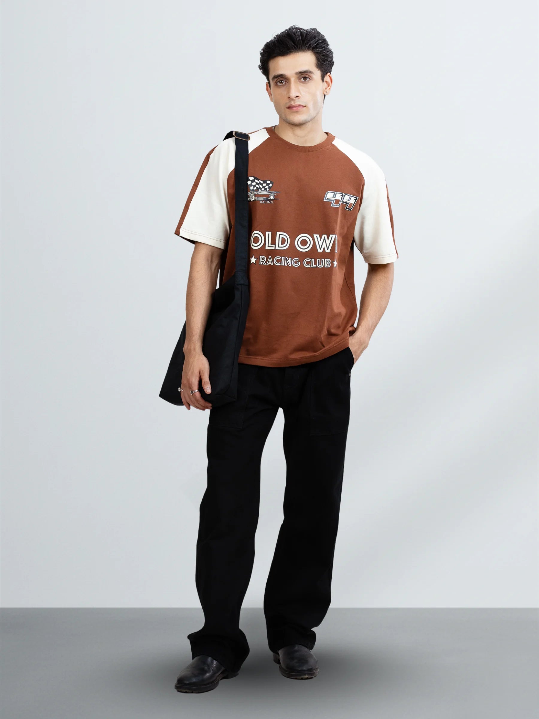 BLACK BAGGY FIT JEANS WITH EXTERNAL POCKETS