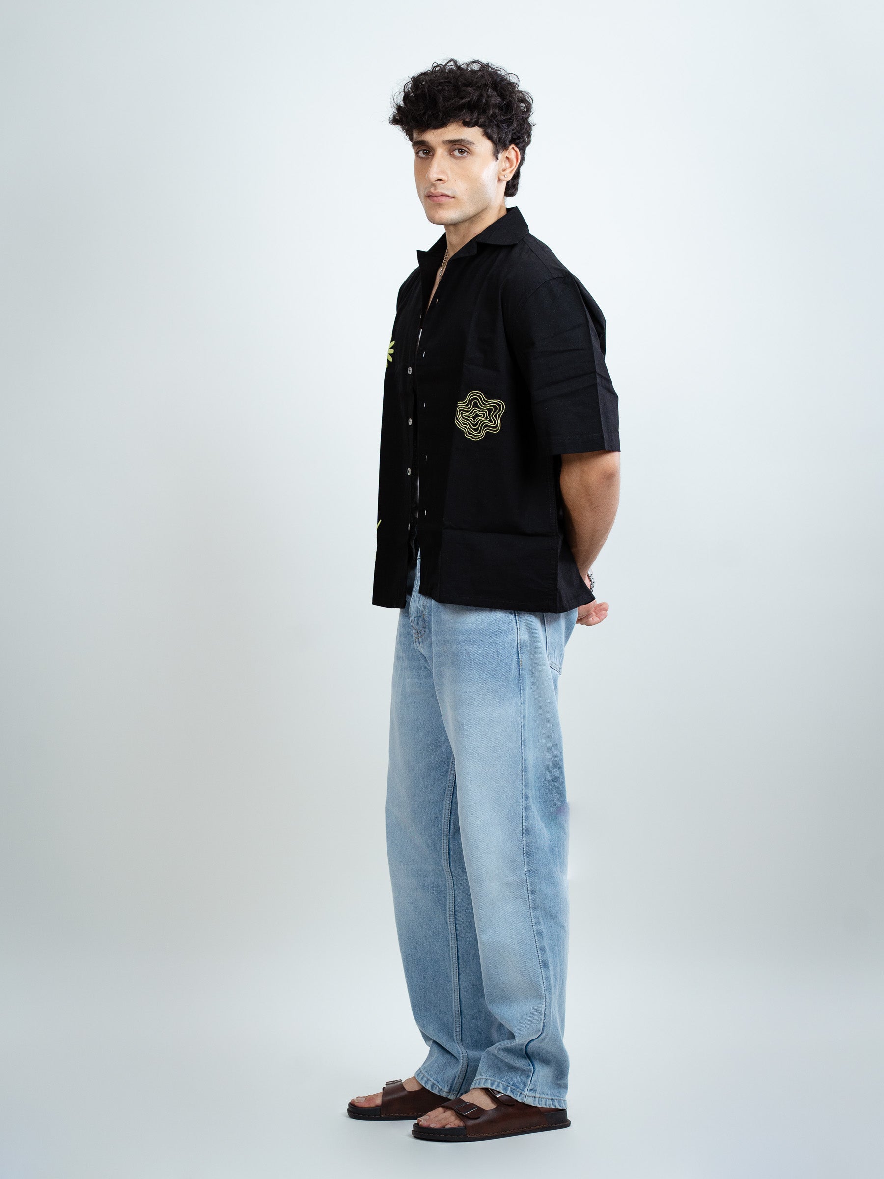 BLACK EMBROIDERED BOXY FIT SHIRT