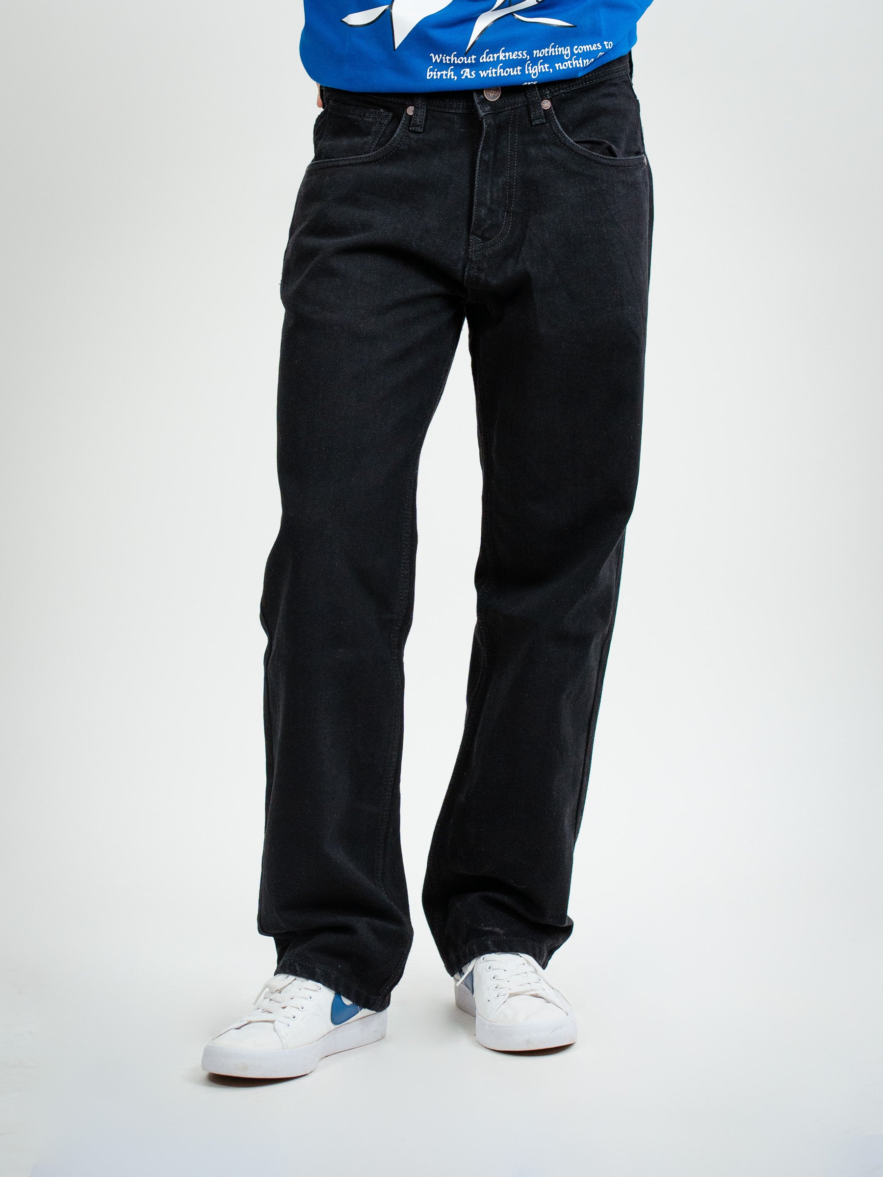 BLACK STRAIGHT FIT JEANS