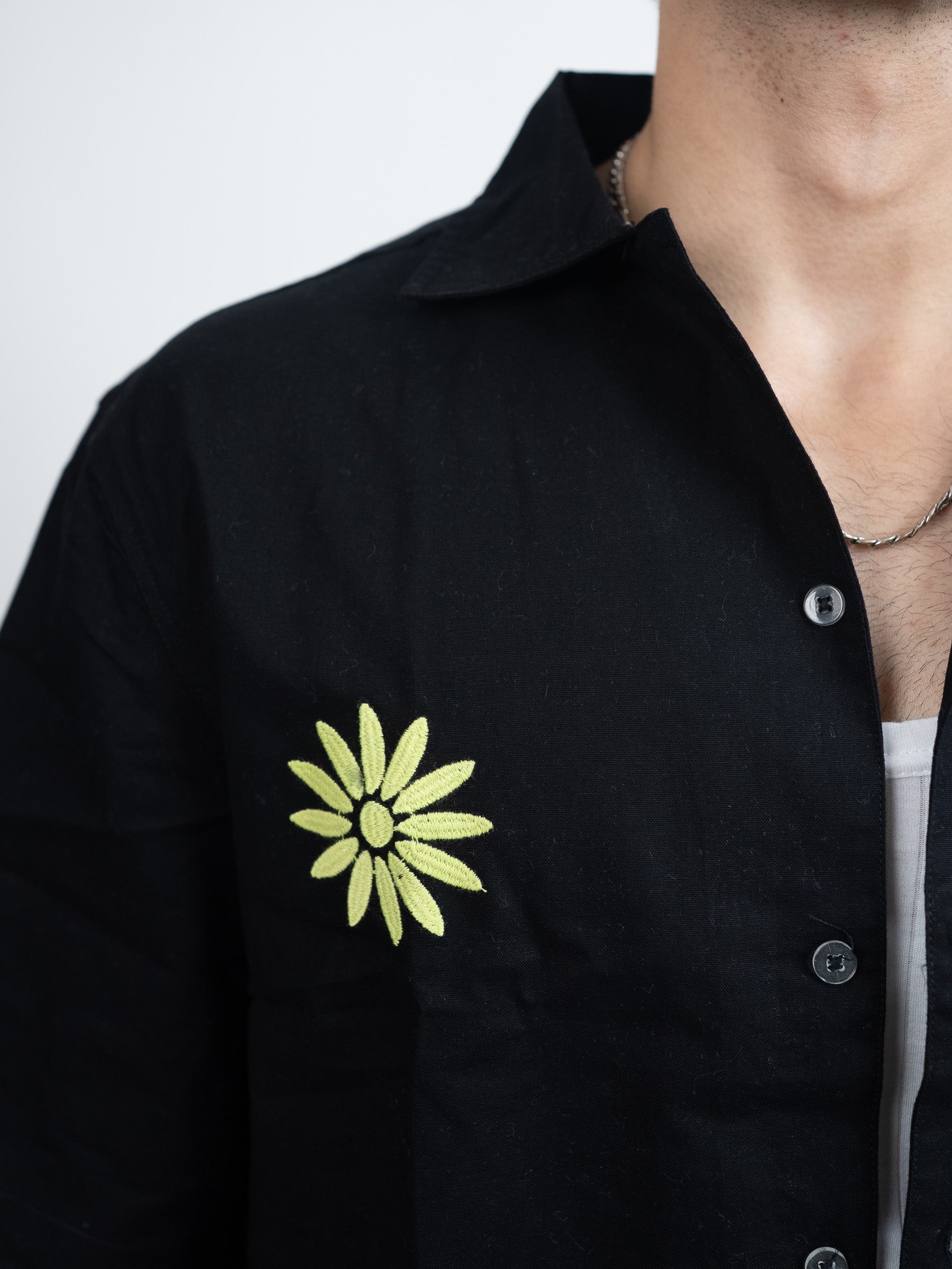 BLACK EMBROIDERED BOXY FIT SHIRT